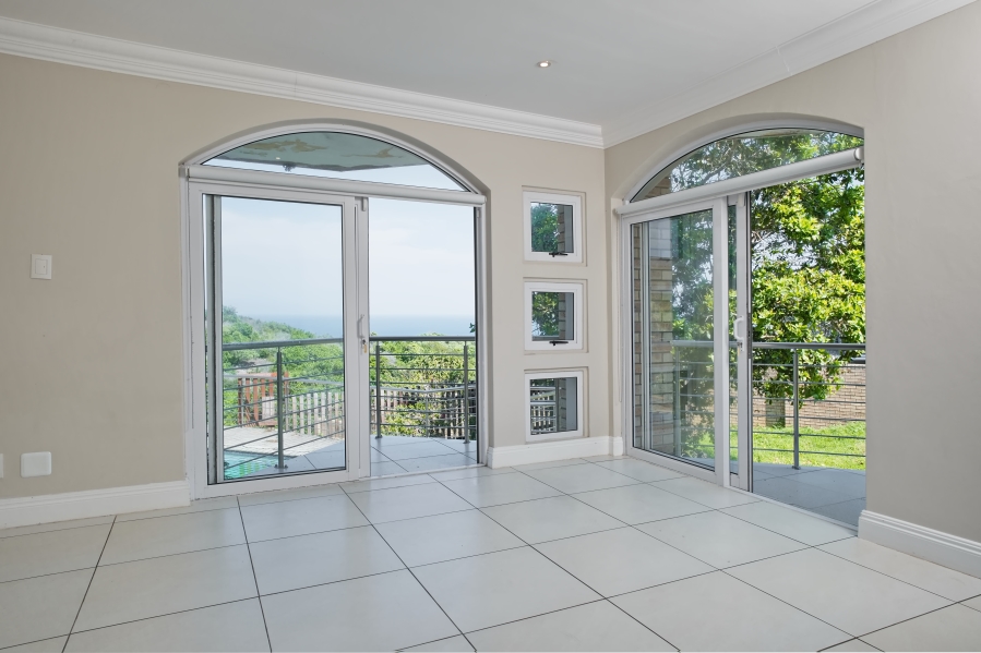 5 Bedroom Property for Sale in Blue Horizon Bay Eastern Cape